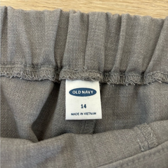 Pull on cropped trousers - Picture 3 of 4